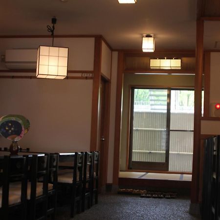 A Pousada Shaq Bighouse Kanazawa Exterior foto