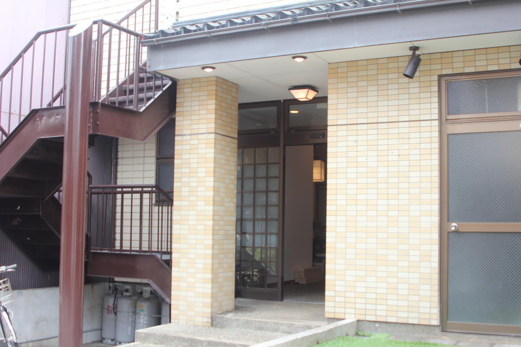 A Pousada Shaq Bighouse Kanazawa Exterior foto