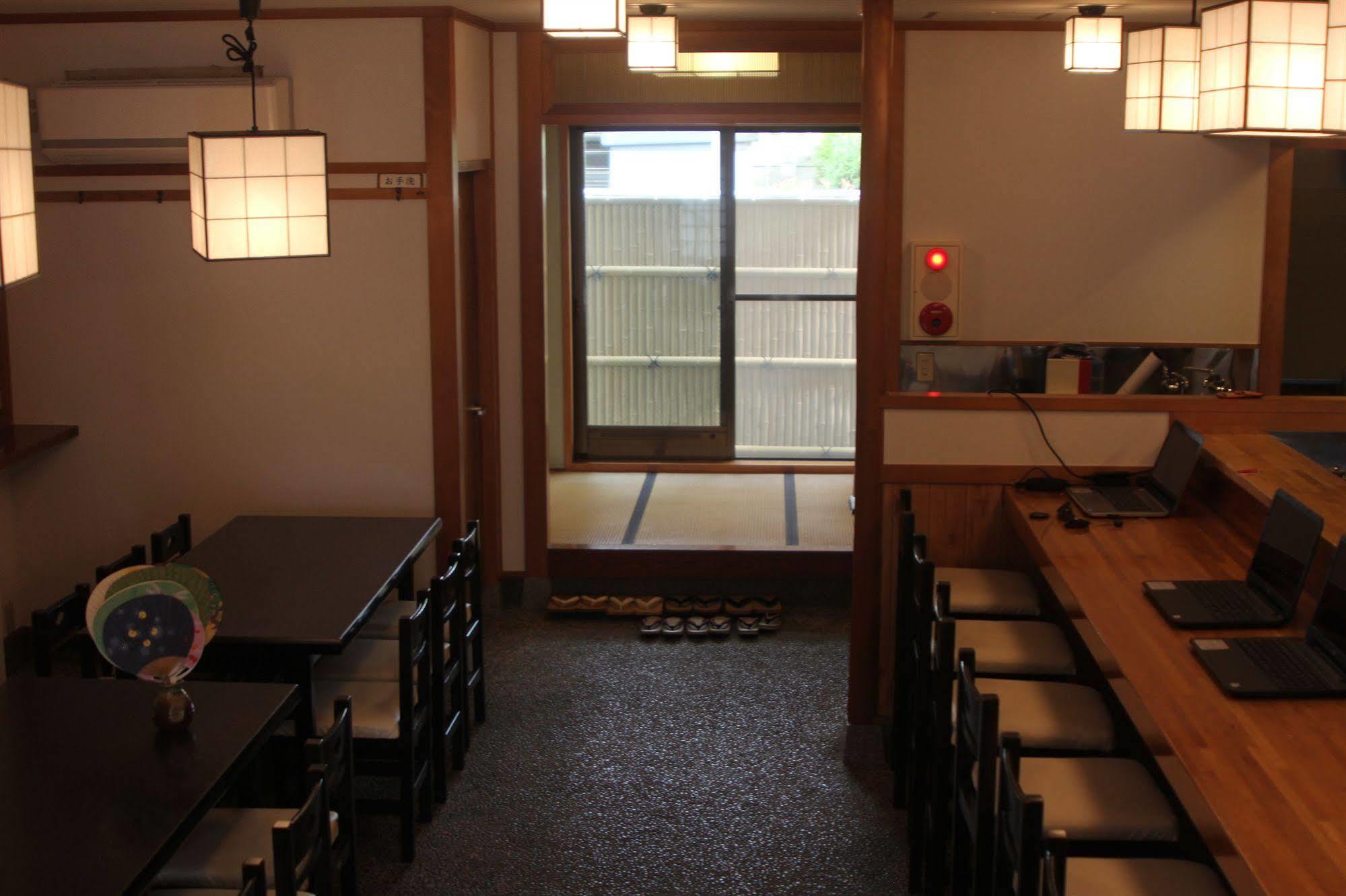 A Pousada Shaq Bighouse Kanazawa Exterior foto